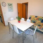 Nyaraló Sit Homes